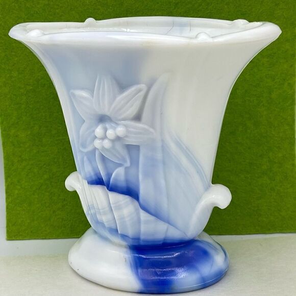 Vintage Akro Agate Iris Floral Marbled Swirl Slag Glass Vase - Picture 5 of 15